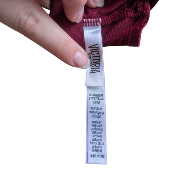 NWT Victoria's Secret Lightweight Mesh Medium Support Strappy Sports Bra 34B - Picture 4 of 5